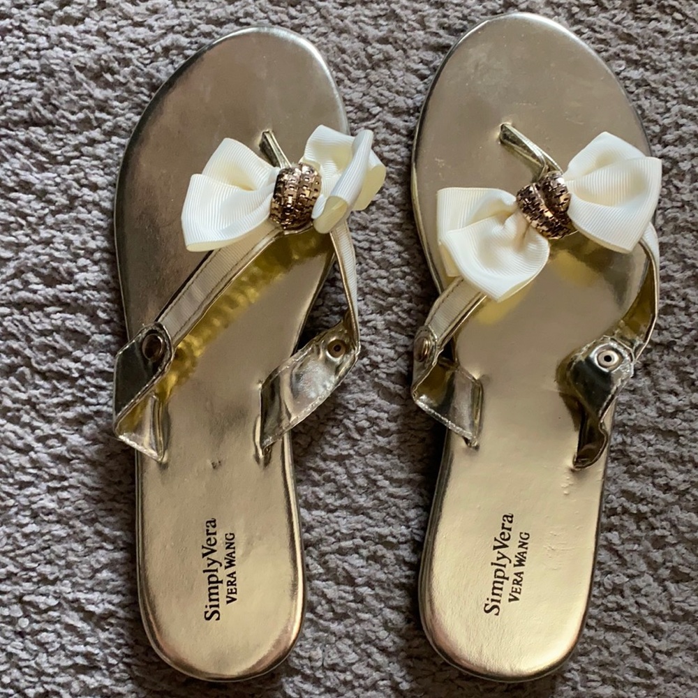 Simply Vera Wang Cute Bow Flip Flop Sandals